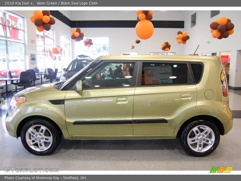 Alien Green / Black Soul Logo Cloth 2010 Kia Soul +