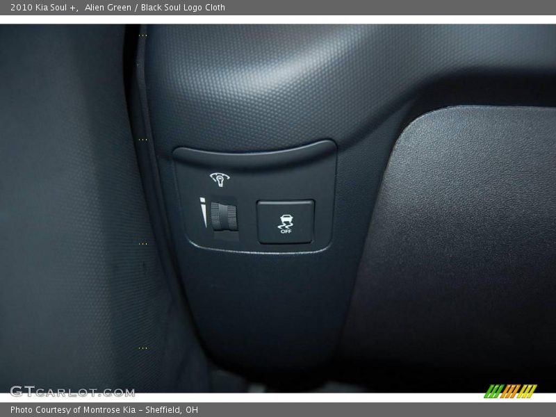 Alien Green / Black Soul Logo Cloth 2010 Kia Soul +