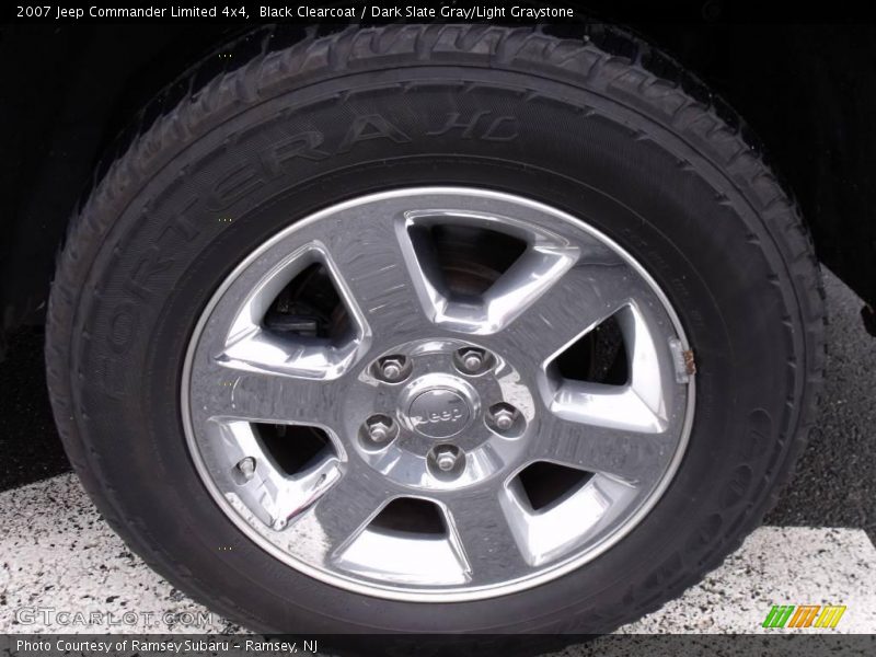 Black Clearcoat / Dark Slate Gray/Light Graystone 2007 Jeep Commander Limited 4x4