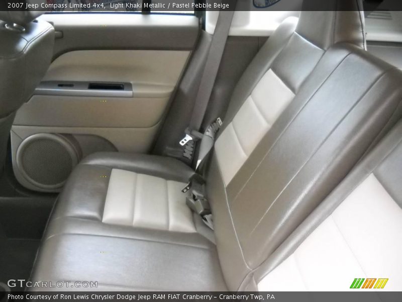 Light Khaki Metallic / Pastel Pebble Beige 2007 Jeep Compass Limited 4x4