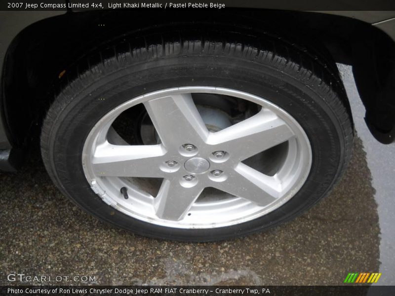 Light Khaki Metallic / Pastel Pebble Beige 2007 Jeep Compass Limited 4x4