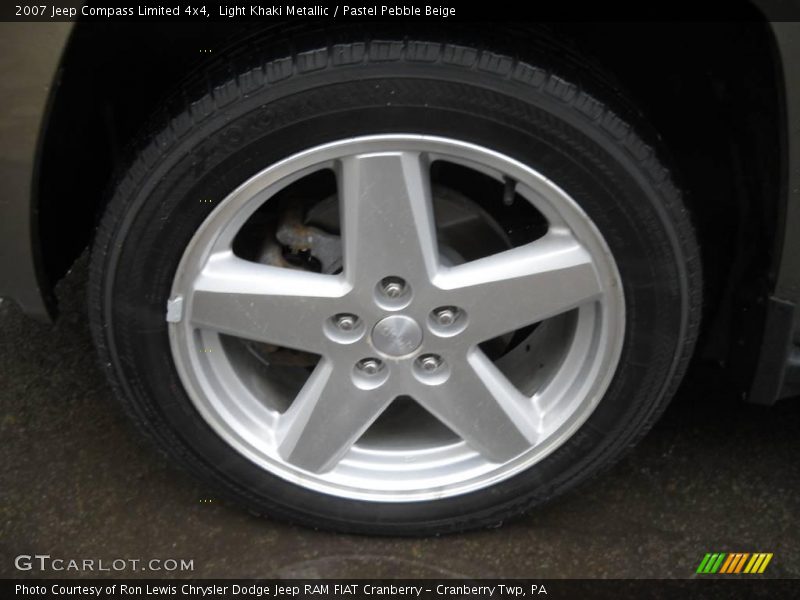 Light Khaki Metallic / Pastel Pebble Beige 2007 Jeep Compass Limited 4x4
