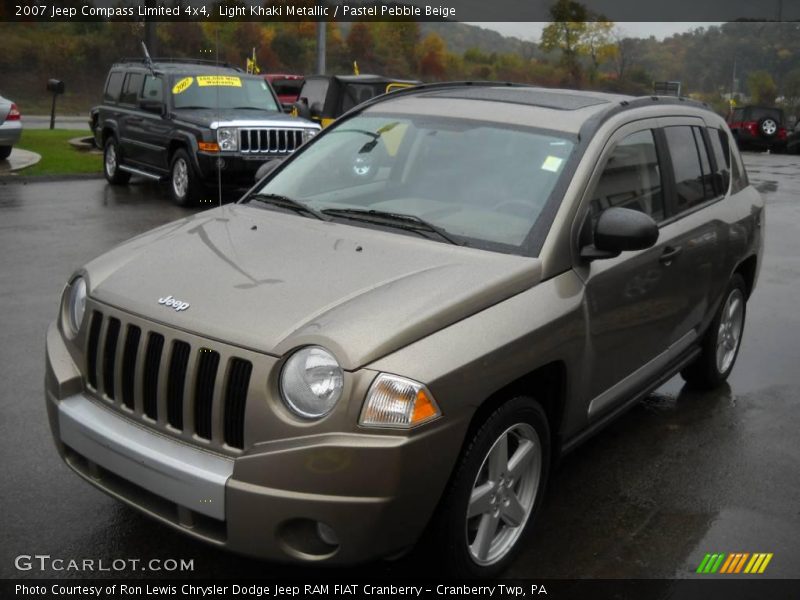 Light Khaki Metallic / Pastel Pebble Beige 2007 Jeep Compass Limited 4x4