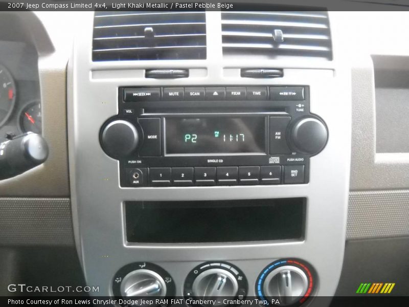 Light Khaki Metallic / Pastel Pebble Beige 2007 Jeep Compass Limited 4x4