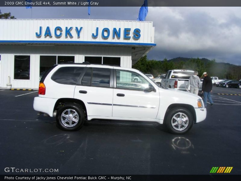 Summit White / Light Gray 2009 GMC Envoy SLE 4x4