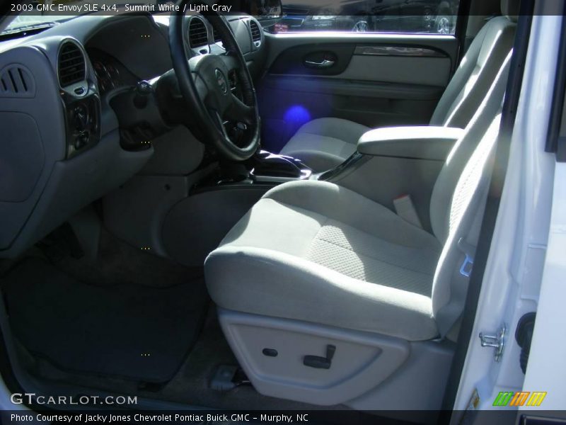 Summit White / Light Gray 2009 GMC Envoy SLE 4x4