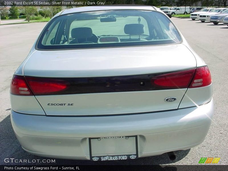 Silver Frost Metallic / Dark Gray 2002 Ford Escort SE Sedan