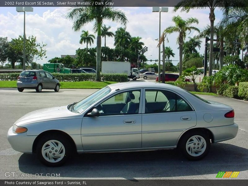 Silver Frost Metallic / Dark Gray 2002 Ford Escort SE Sedan