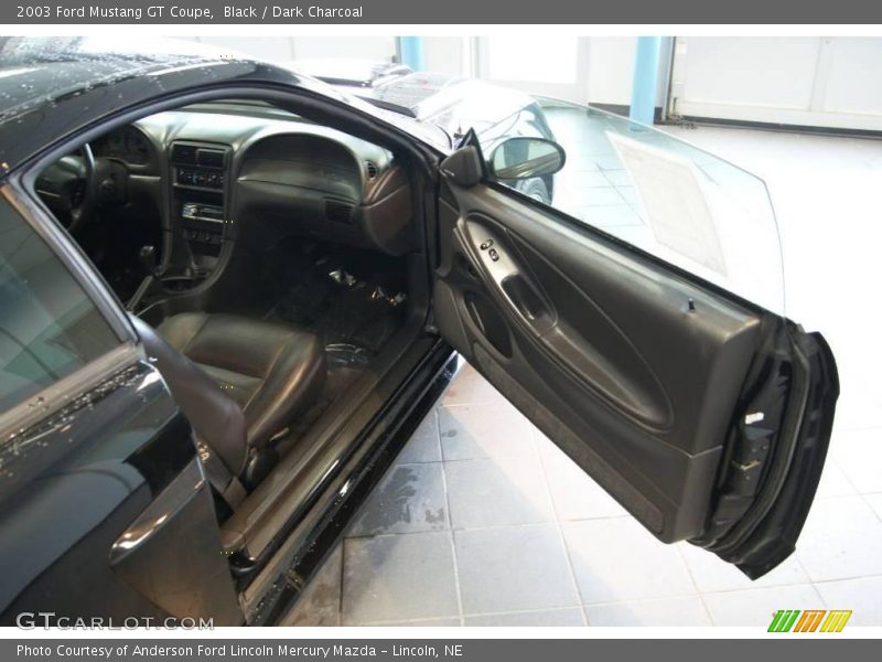 Black / Dark Charcoal 2003 Ford Mustang GT Coupe