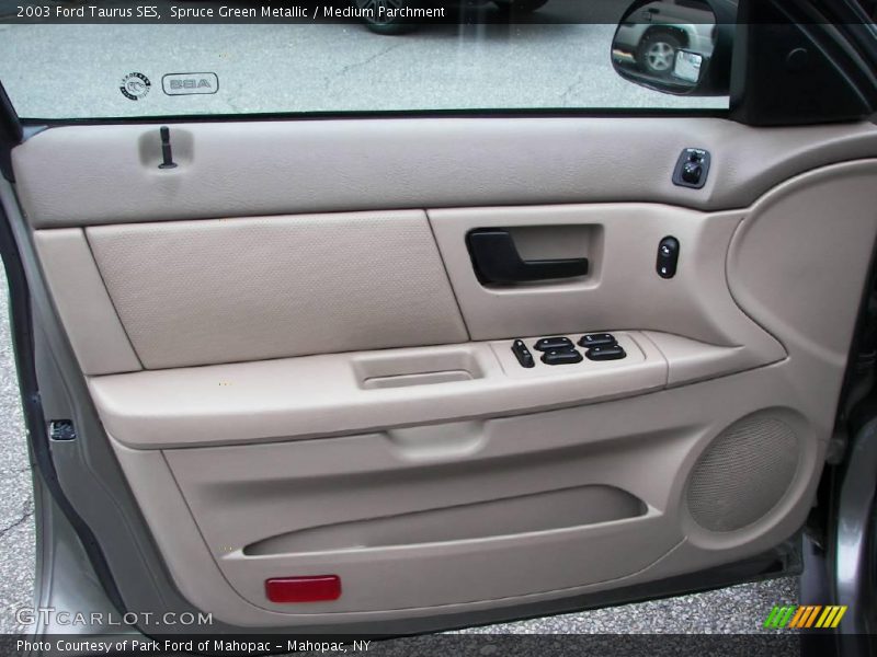 Spruce Green Metallic / Medium Parchment 2003 Ford Taurus SES