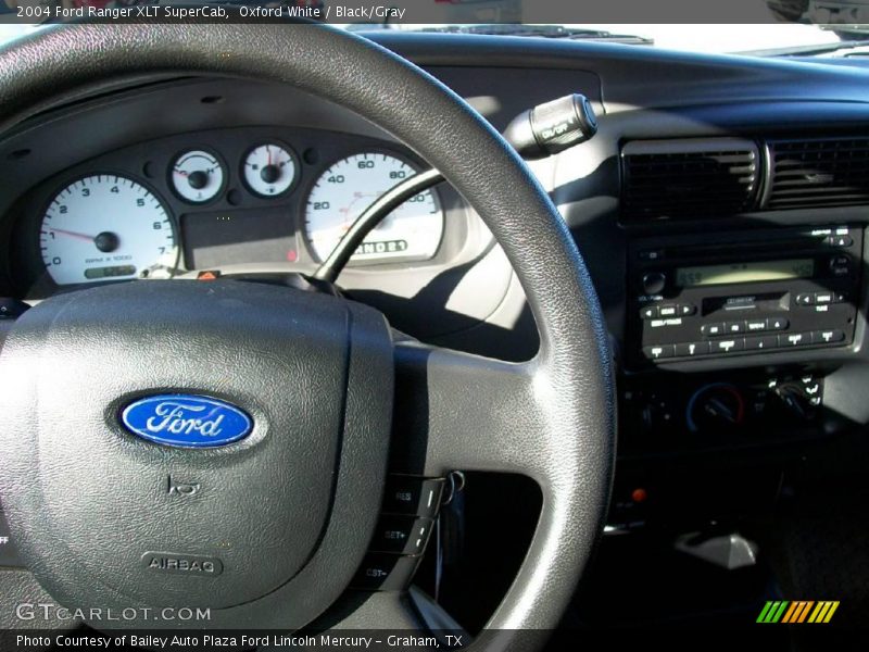 Oxford White / Black/Gray 2004 Ford Ranger XLT SuperCab