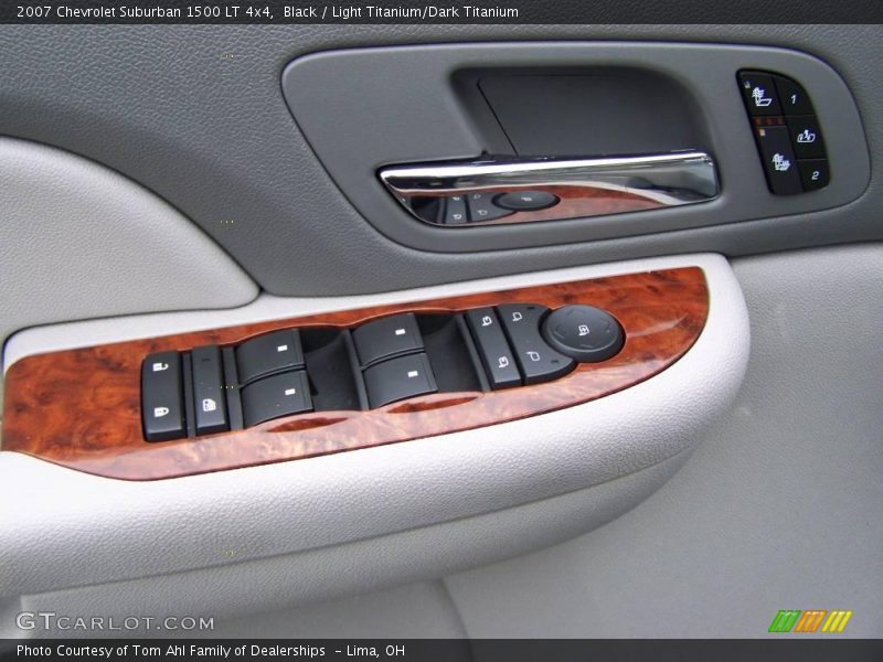 Black / Light Titanium/Dark Titanium 2007 Chevrolet Suburban 1500 LT 4x4