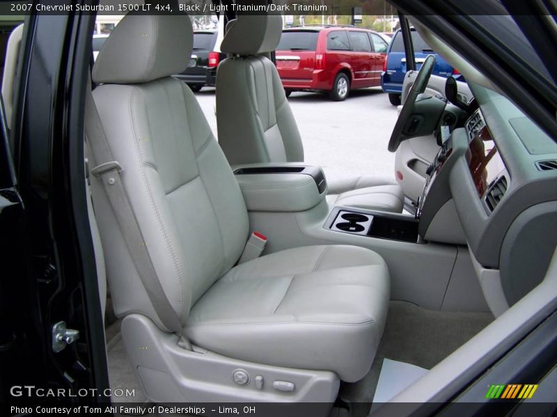 Black / Light Titanium/Dark Titanium 2007 Chevrolet Suburban 1500 LT 4x4