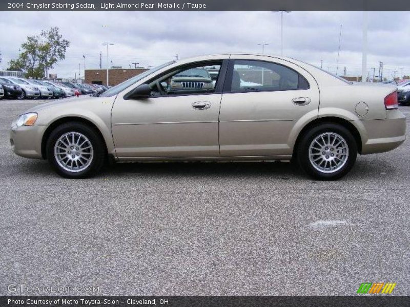 Light Almond Pearl Metallic / Taupe 2004 Chrysler Sebring Sedan
