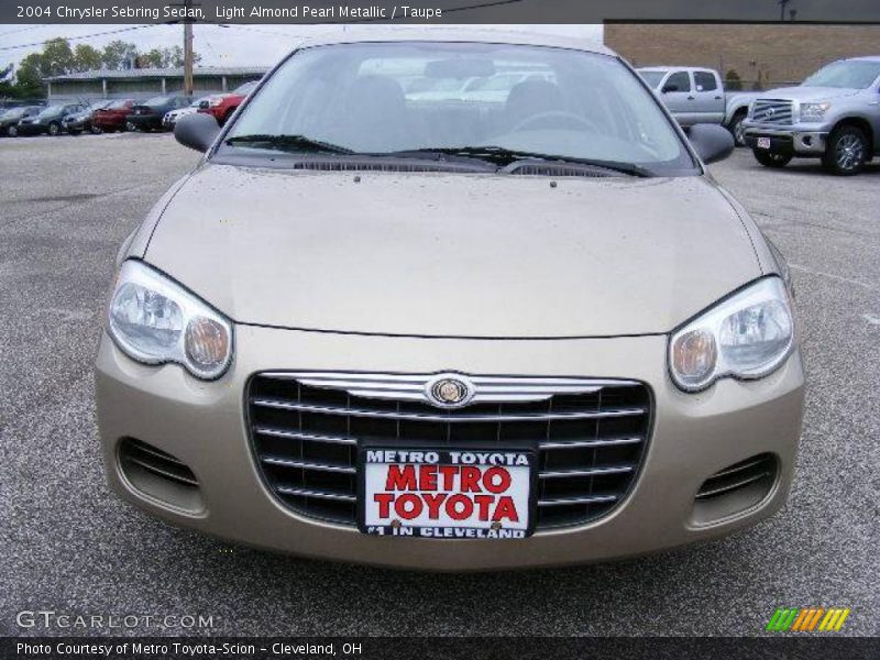 Light Almond Pearl Metallic / Taupe 2004 Chrysler Sebring Sedan