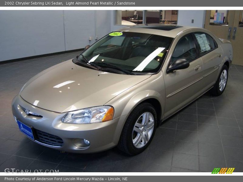 Light Almond Pearl Metallic / Sandstone 2002 Chrysler Sebring LXi Sedan