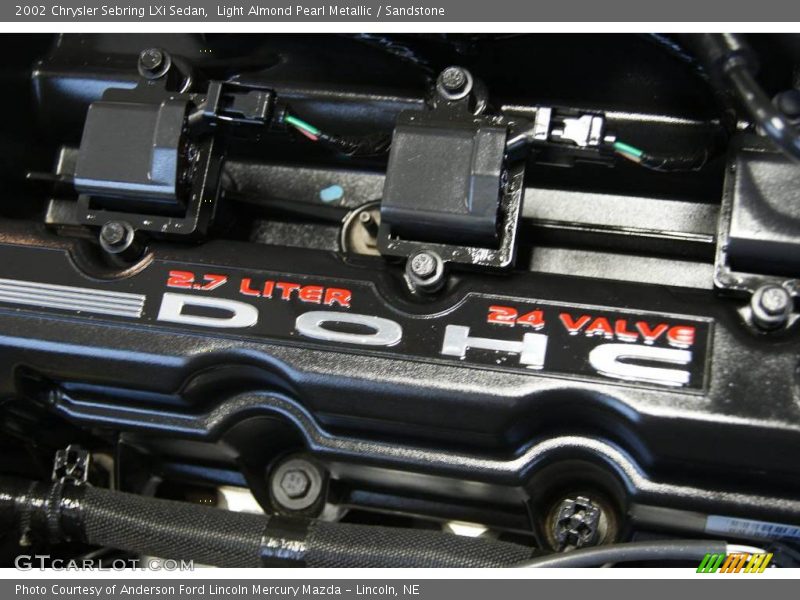 Light Almond Pearl Metallic / Sandstone 2002 Chrysler Sebring LXi Sedan