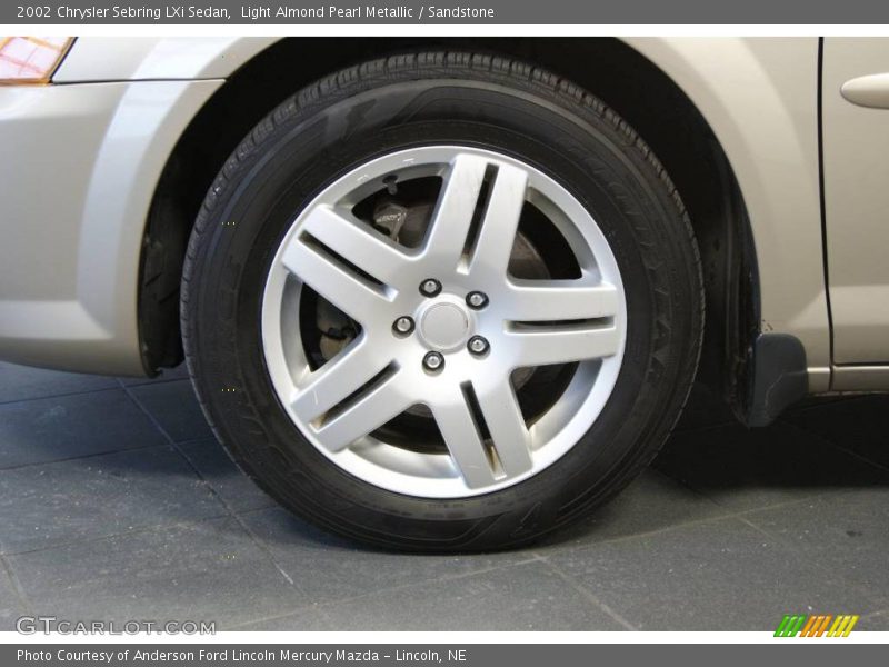 Light Almond Pearl Metallic / Sandstone 2002 Chrysler Sebring LXi Sedan