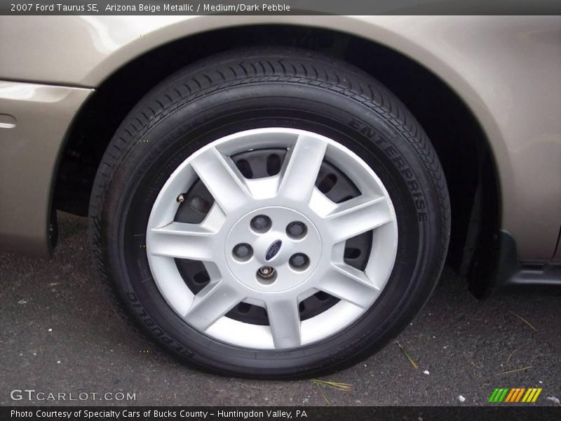 Arizona Beige Metallic / Medium/Dark Pebble 2007 Ford Taurus SE