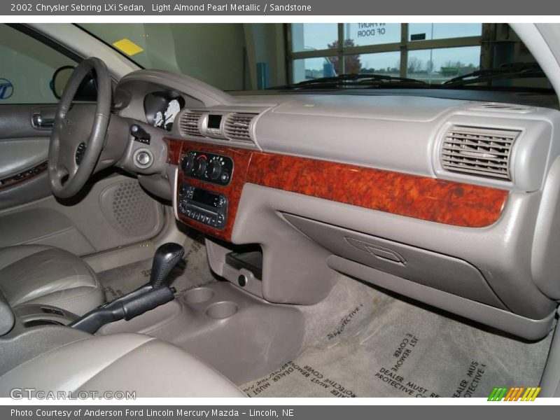 Light Almond Pearl Metallic / Sandstone 2002 Chrysler Sebring LXi Sedan