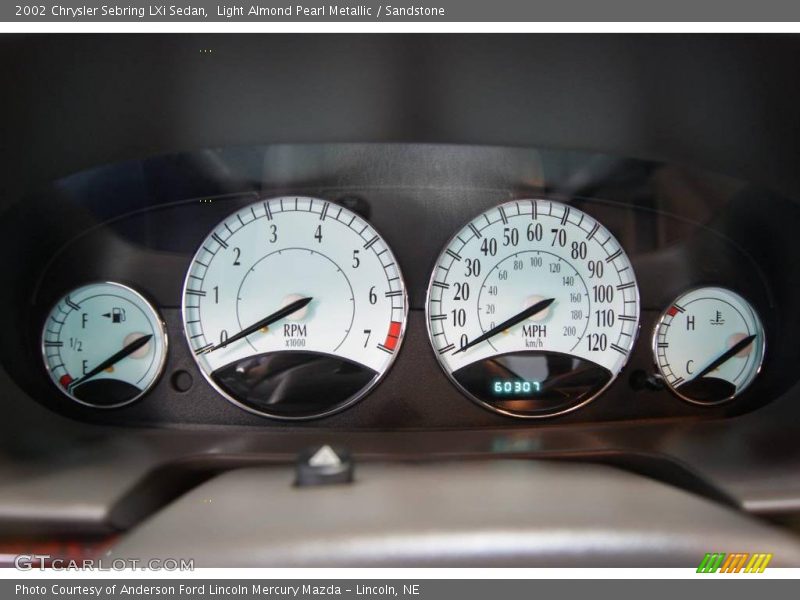 Light Almond Pearl Metallic / Sandstone 2002 Chrysler Sebring LXi Sedan