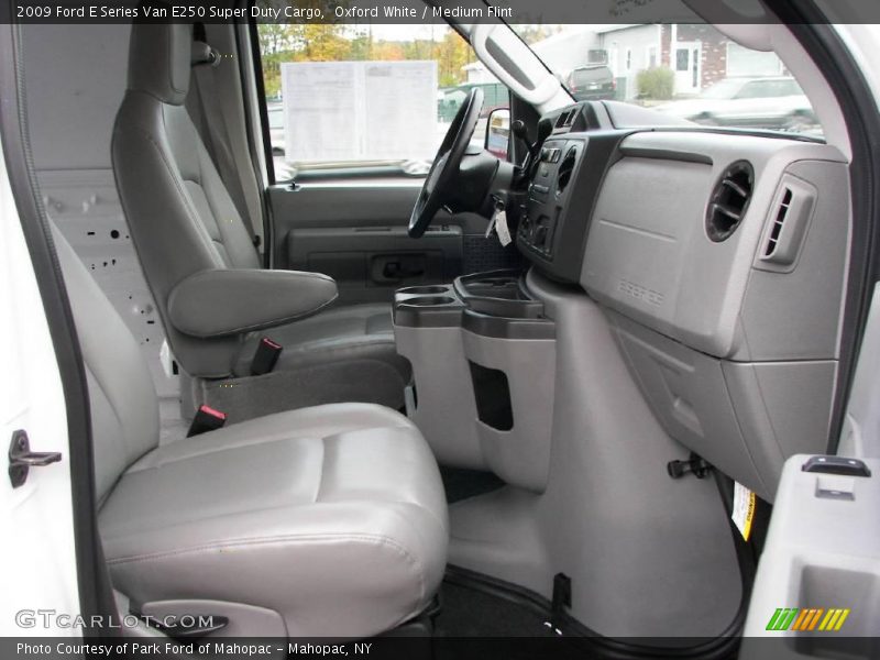 Oxford White / Medium Flint 2009 Ford E Series Van E250 Super Duty Cargo