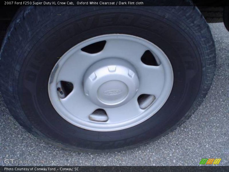 Oxford White Clearcoat / Dark Flint cloth 2007 Ford F250 Super Duty XL Crew Cab