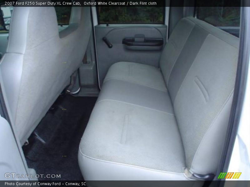 Oxford White Clearcoat / Dark Flint cloth 2007 Ford F250 Super Duty XL Crew Cab