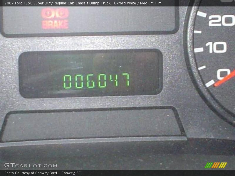Oxford White / Medium Flint 2007 Ford F350 Super Duty Regular Cab Chassis Dump Truck