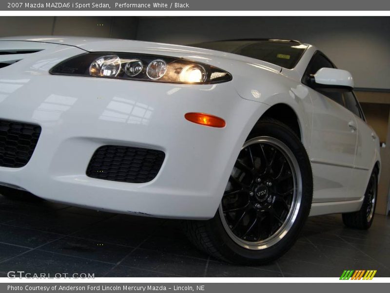 Performance White / Black 2007 Mazda MAZDA6 i Sport Sedan