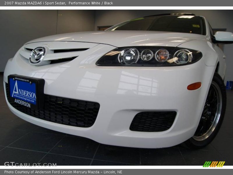 Performance White / Black 2007 Mazda MAZDA6 i Sport Sedan