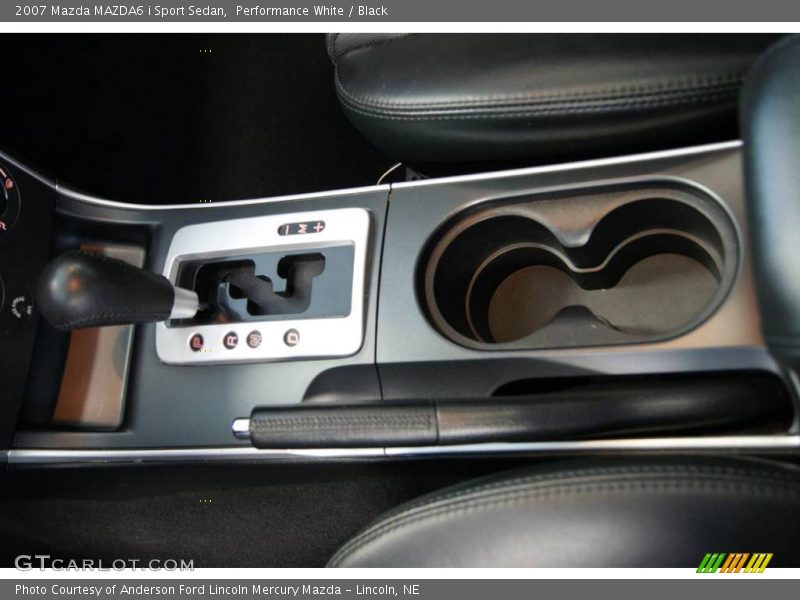Performance White / Black 2007 Mazda MAZDA6 i Sport Sedan