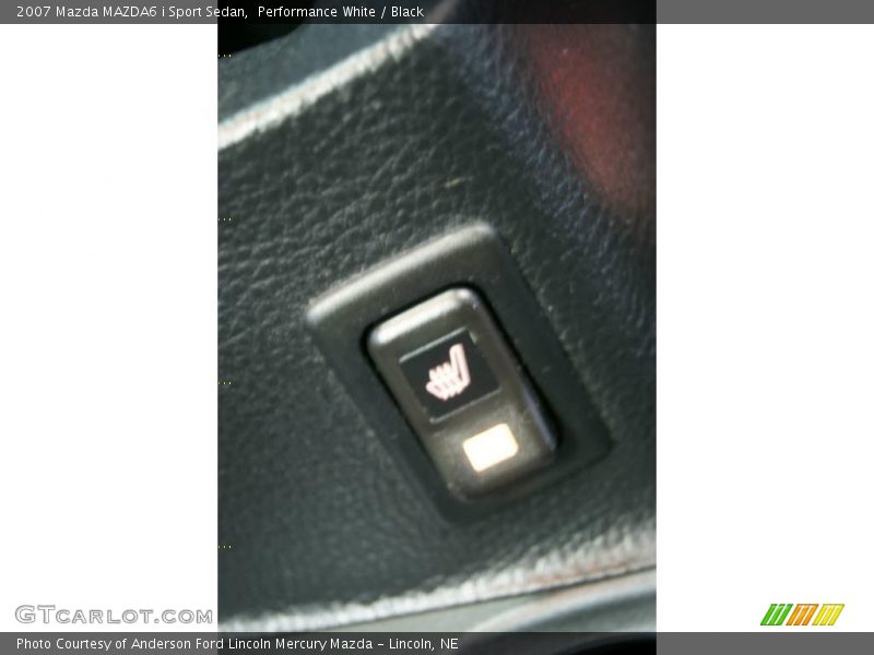 Performance White / Black 2007 Mazda MAZDA6 i Sport Sedan