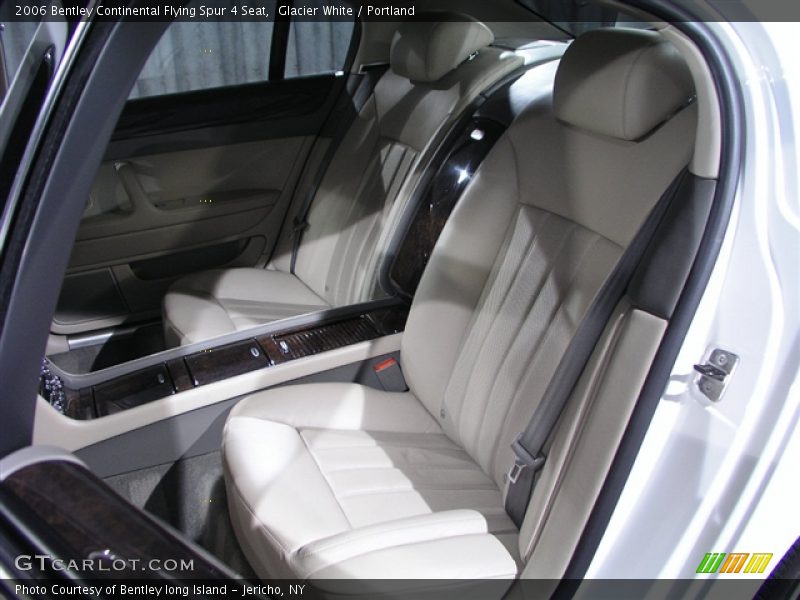 Glacier White / Portland 2006 Bentley Continental Flying Spur 4 Seat