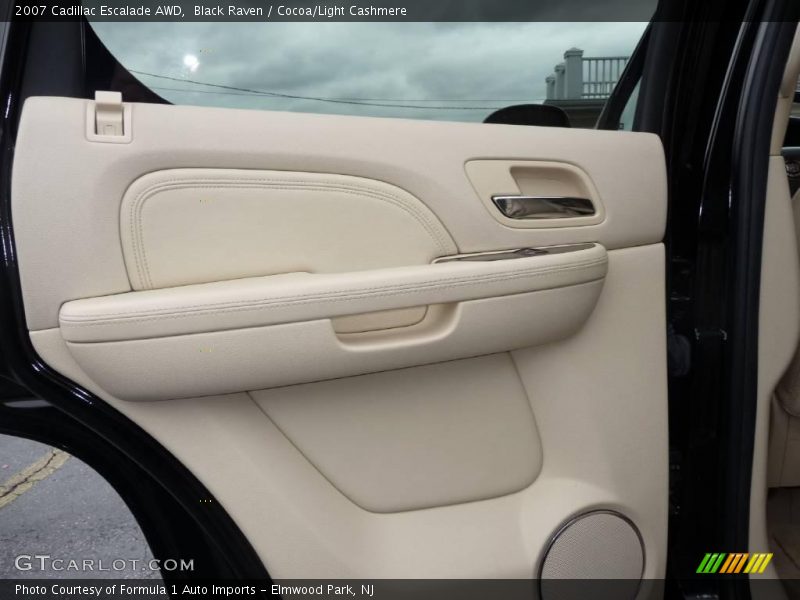 Black Raven / Cocoa/Light Cashmere 2007 Cadillac Escalade AWD