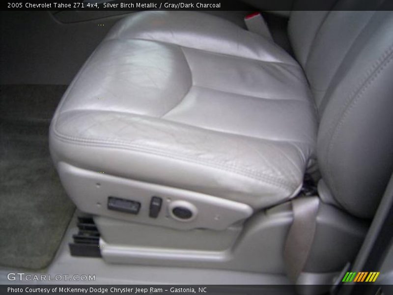 Silver Birch Metallic / Gray/Dark Charcoal 2005 Chevrolet Tahoe Z71 4x4