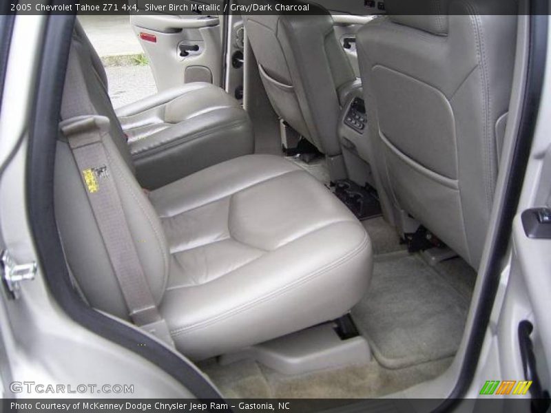 Silver Birch Metallic / Gray/Dark Charcoal 2005 Chevrolet Tahoe Z71 4x4