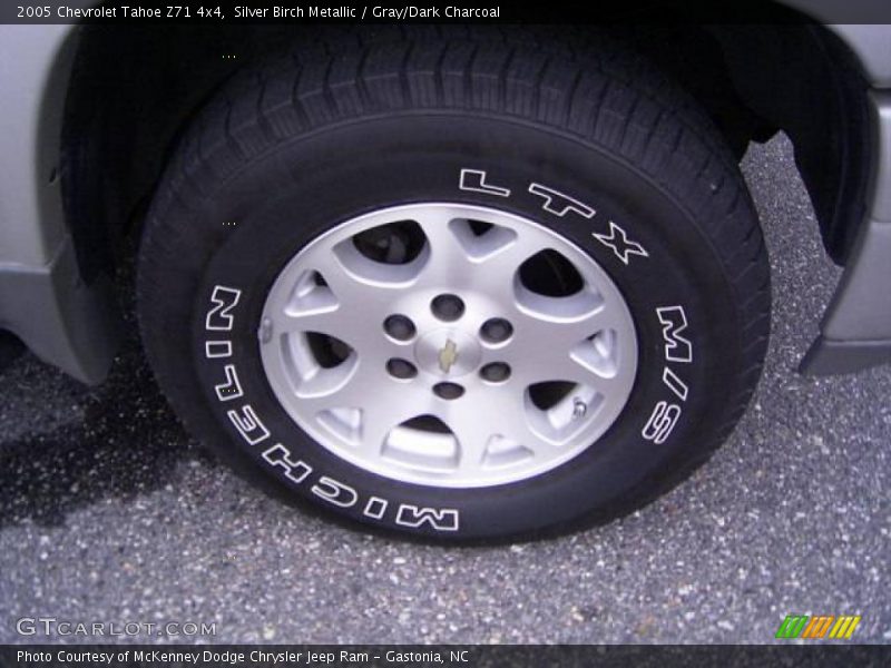 Silver Birch Metallic / Gray/Dark Charcoal 2005 Chevrolet Tahoe Z71 4x4