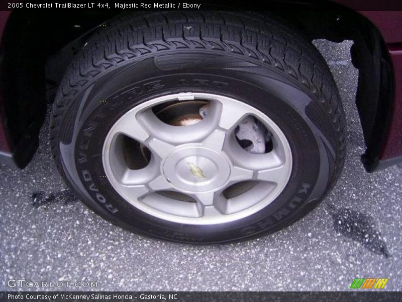 Majestic Red Metallic / Ebony 2005 Chevrolet TrailBlazer LT 4x4