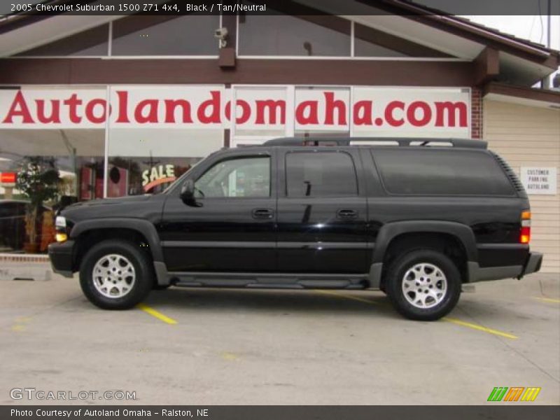 Black / Tan/Neutral 2005 Chevrolet Suburban 1500 Z71 4x4