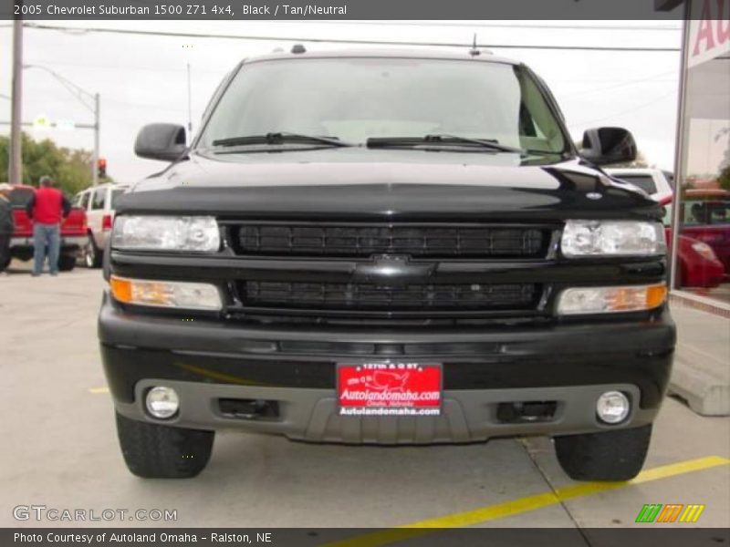 Black / Tan/Neutral 2005 Chevrolet Suburban 1500 Z71 4x4
