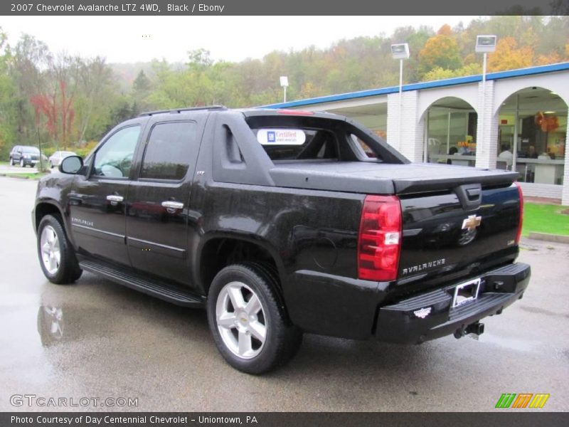 Black / Ebony 2007 Chevrolet Avalanche LTZ 4WD