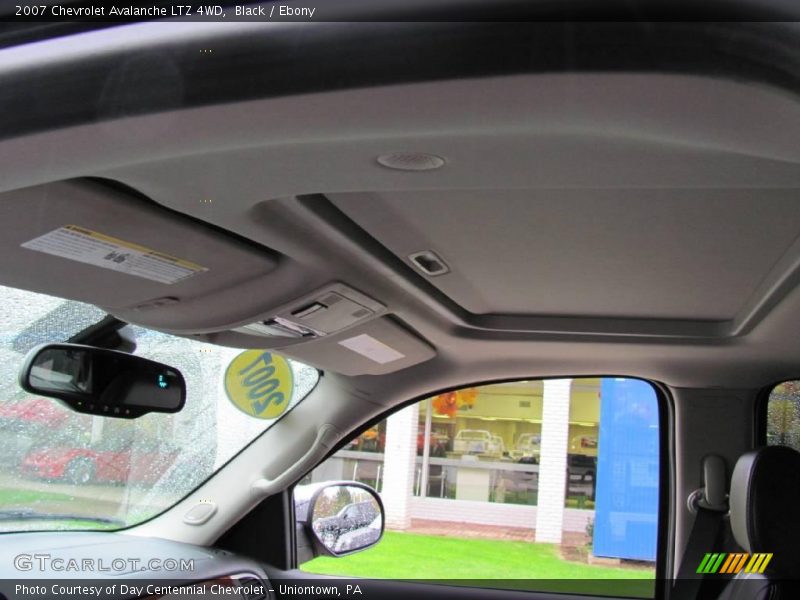 Black / Ebony 2007 Chevrolet Avalanche LTZ 4WD