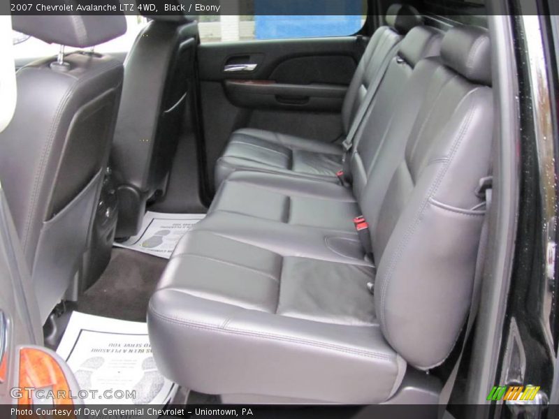 Black / Ebony 2007 Chevrolet Avalanche LTZ 4WD