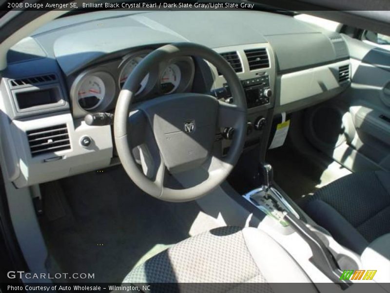 Brilliant Black Crystal Pearl / Dark Slate Gray/Light Slate Gray 2008 Dodge Avenger SE