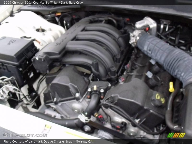 Cool Vanilla White / Dark Slate Gray 2009 Chrysler 300