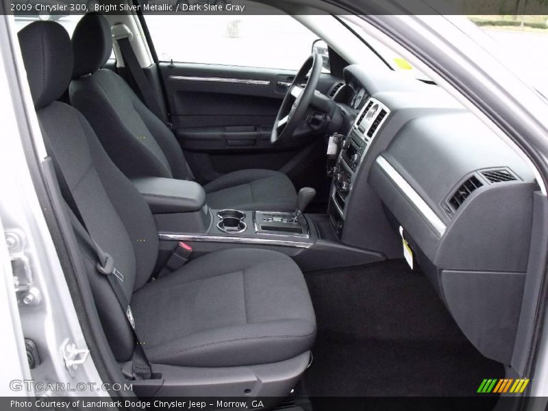 Bright Silver Metallic / Dark Slate Gray 2009 Chrysler 300