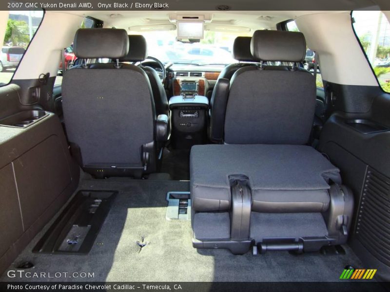 Onyx Black / Ebony Black 2007 GMC Yukon Denali AWD