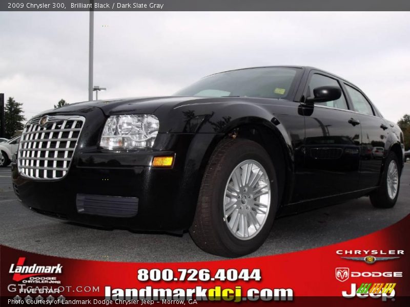 Brilliant Black / Dark Slate Gray 2009 Chrysler 300
