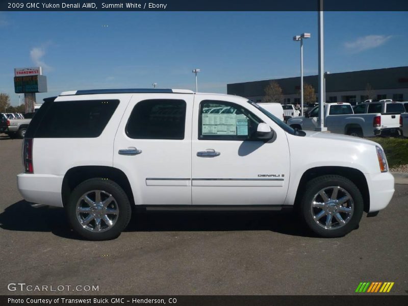 Summit White / Ebony 2009 GMC Yukon Denali AWD
